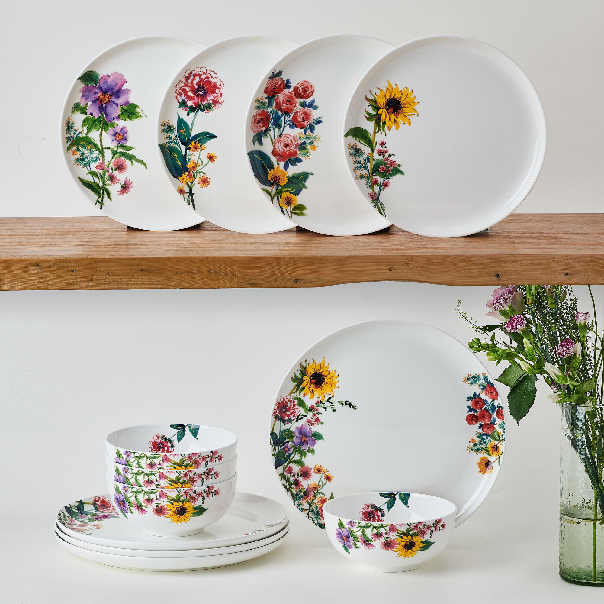 MIKASA BONE CHINA 食器セット 花柄 Mikasa Garden Of Petals 12-Piece Bone China Dinnerware Set